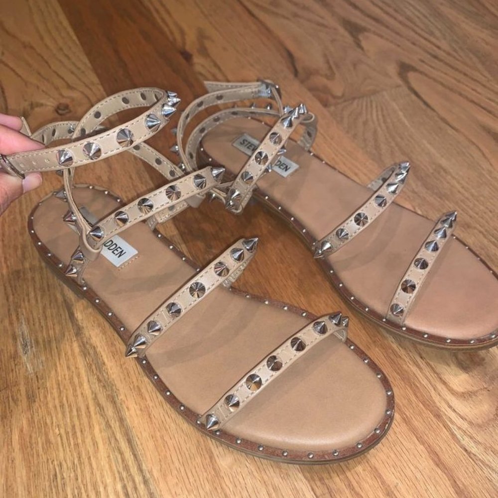 Steve Madden Travel Rock Stud Flat Sandals